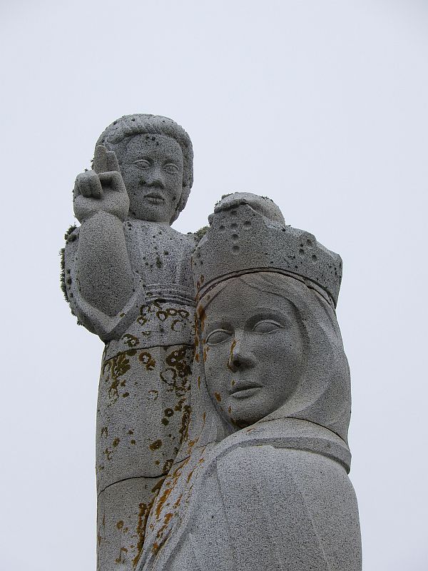 Statue 1